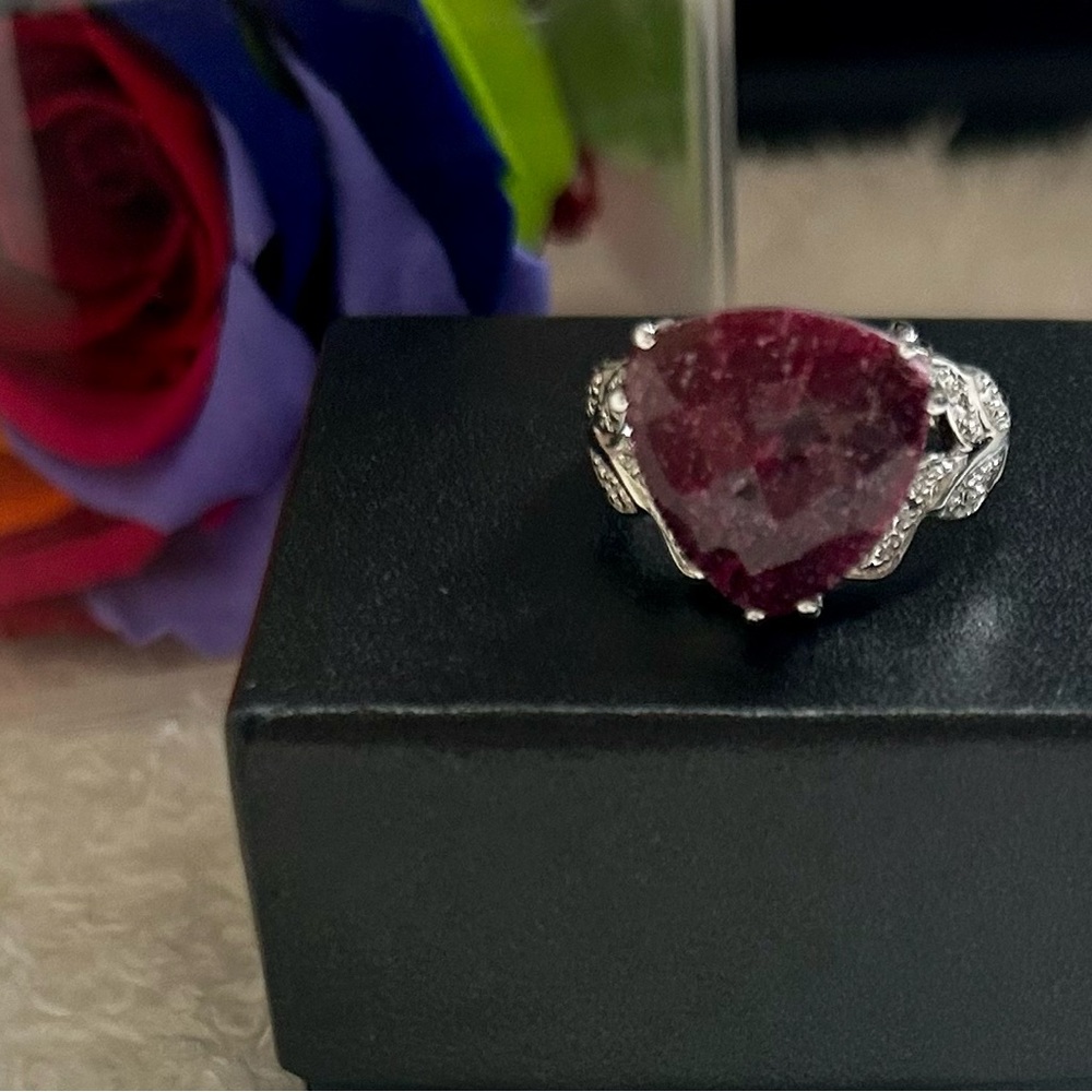 💍 Women’s 14K White Gold over Solid Sterling Silver 925. Ruby and Diamond Ring